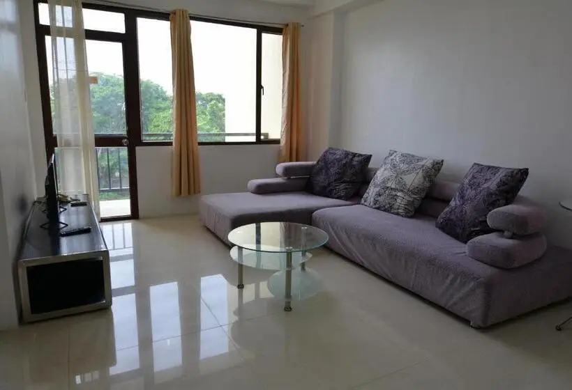 バルコニー付きスタンダードステューディオ, Balai Condominiums