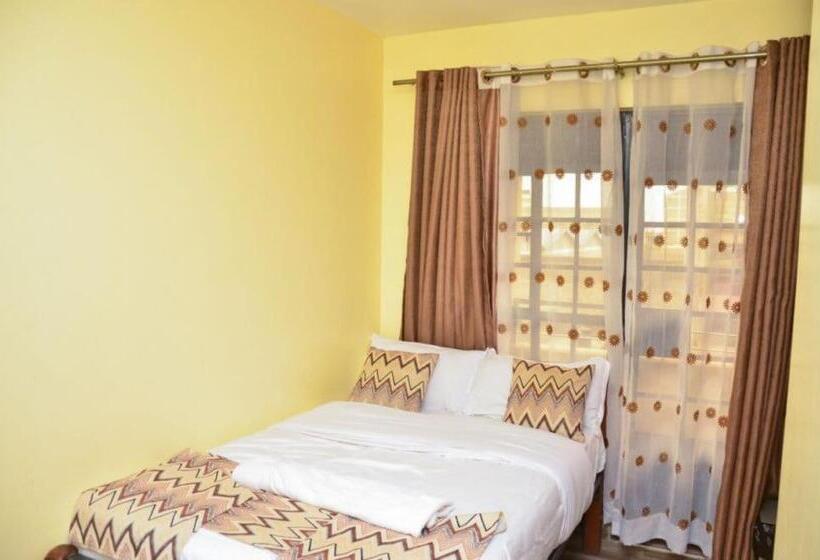 اتاق سوپریور یک تخته, Faustina Suites