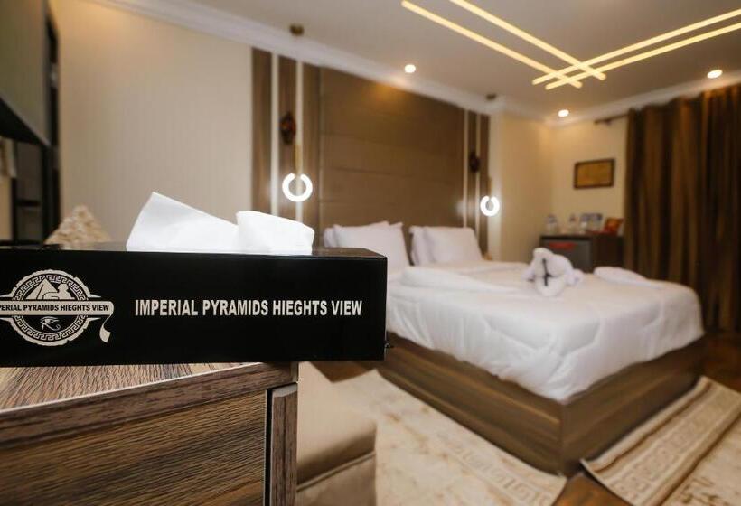 سوئیت جونیور با چشمانداز کوهستان, Imperial Pyramids Heights View