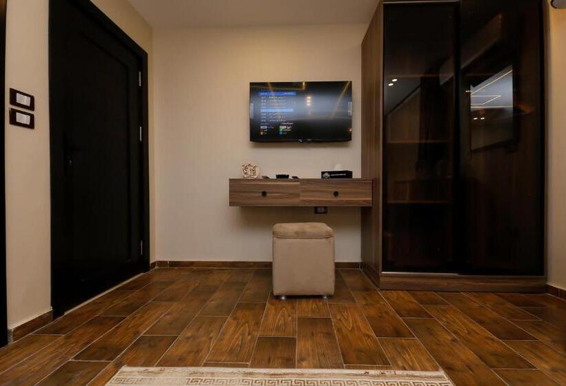 اتاق سوپریور, Imperial Pyramids Heights View