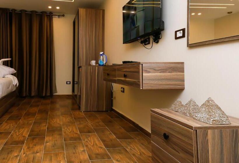 اتاق استاندارد چهار تخته, Imperial Pyramids Heights View