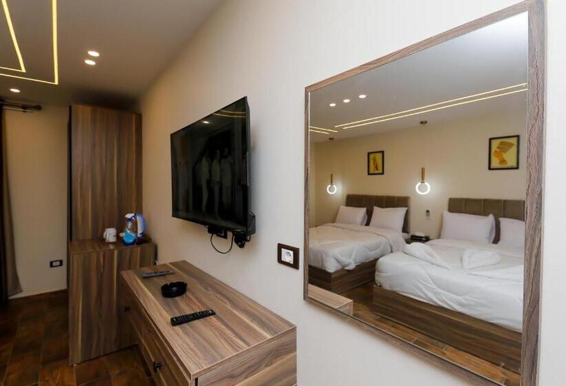 اتاق استاندارد چهار تخته, Imperial Pyramids Heights View