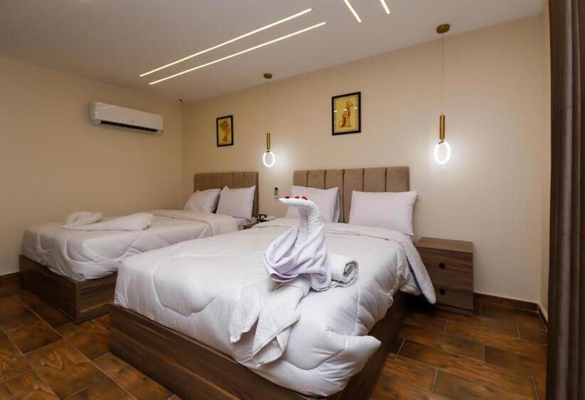 اتاق استاندارد چهار تخته, Imperial Pyramids Heights View