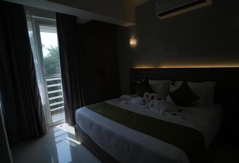 חדר סטנדרט עם מרפסת, Chestnut Tree