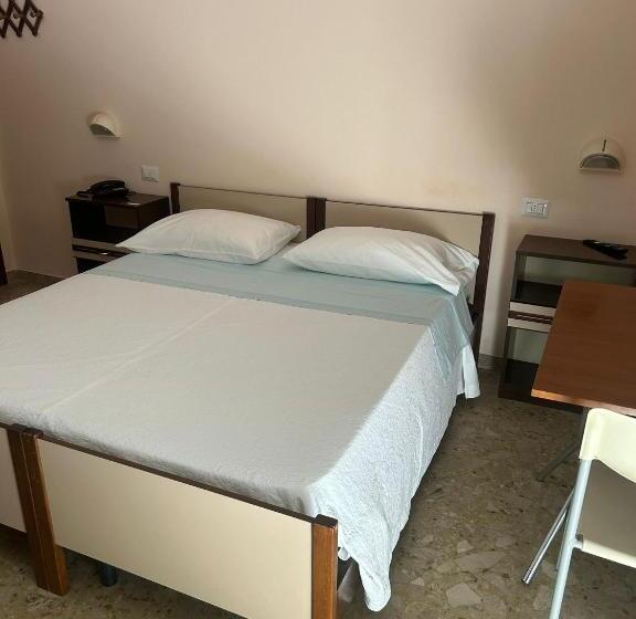 バルコニー付きスタンダードルーム, Pensione Vagnozzi