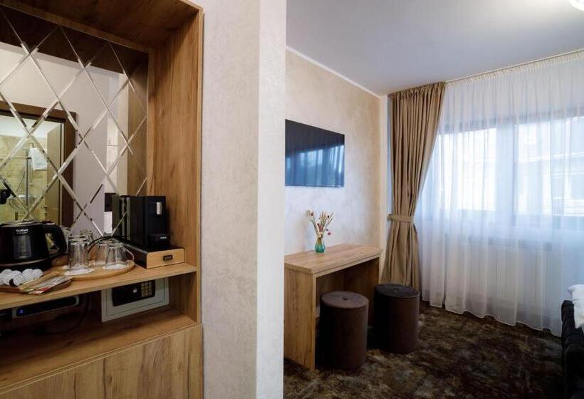 발코니 디럭스 룸, Pensiunea Natalya