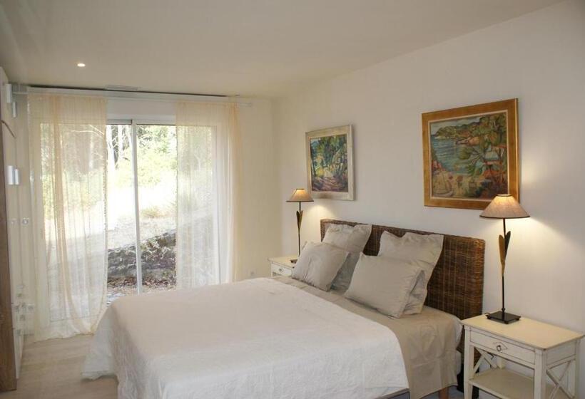 חדר סטנדרט נוף לגינה, L Irisciabella