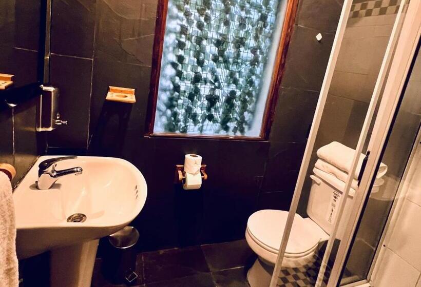 Quarto Estandar, Casona Montt 522   B&b