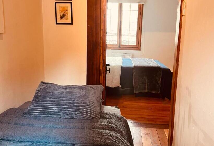 패밀리 룸, Casona Montt 522 B&b