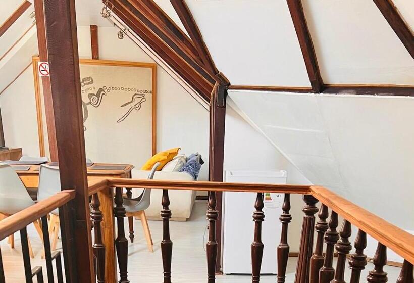 스탠다드 스튜디오, Casona Montt 522   B&b