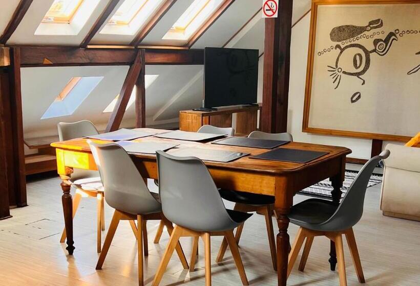 Escritório Estándar, Casona Montt 522   B&b