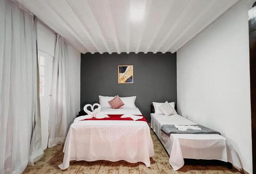 غرفة قياسية ثلاثية, Dom Aquino Hospedagem E Gastronomia