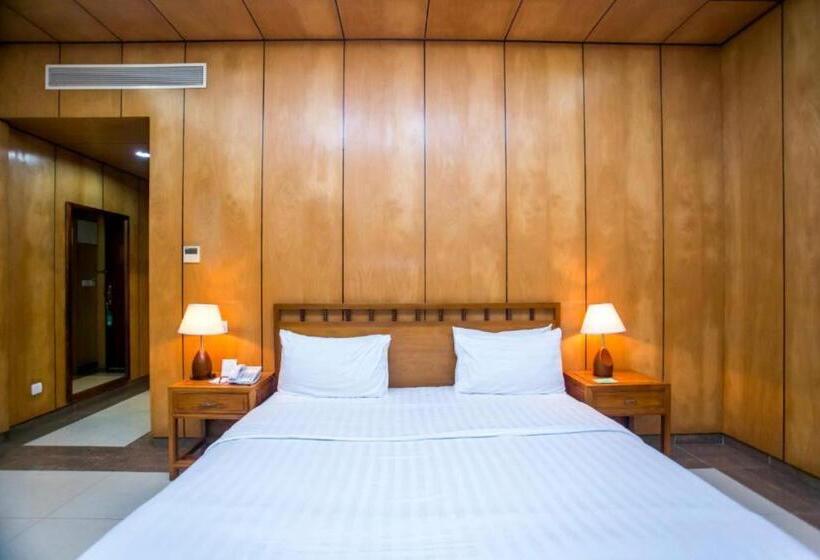 اتاق استاندارد با تخت بزرگ, Lagos