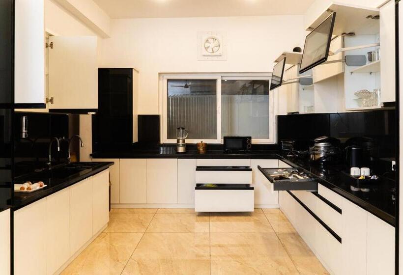 Стандартный Номер Кровать Кинг, Sandane Homes