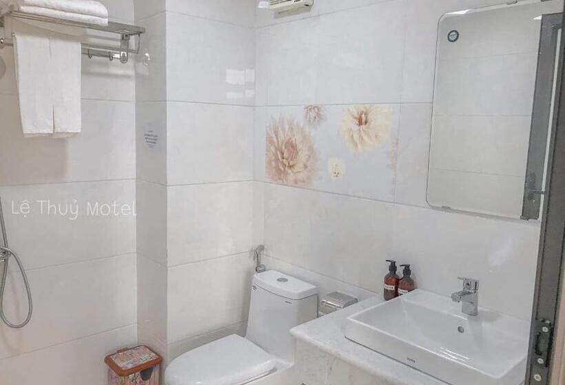 اتاق لوکس, Lệ Thuỷ Motel