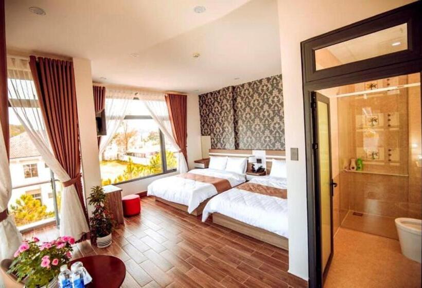 اتاق استاندارد چهار تخته, Ngan S Hotel Spa