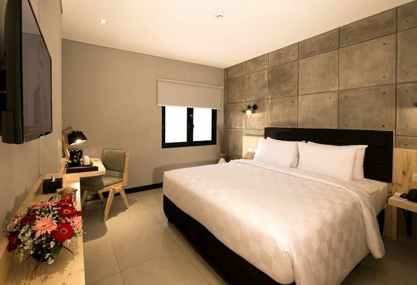 Номер Deluxe, Ayaartta Hotel Malioboro