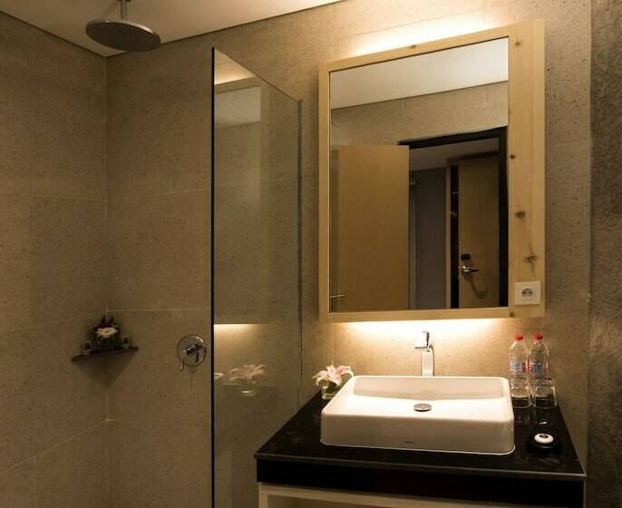 Номер Deluxe, Ayaartta Hotel Malioboro