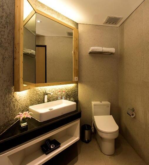 Семейный Номер, Ayaartta Hotel Malioboro