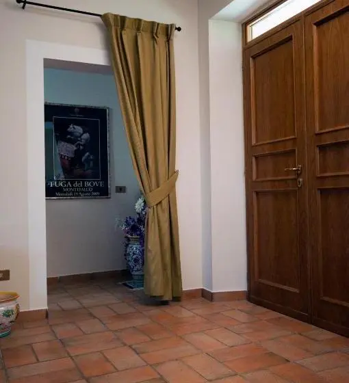 デラックストリプルルーム, B&b La Madonnina