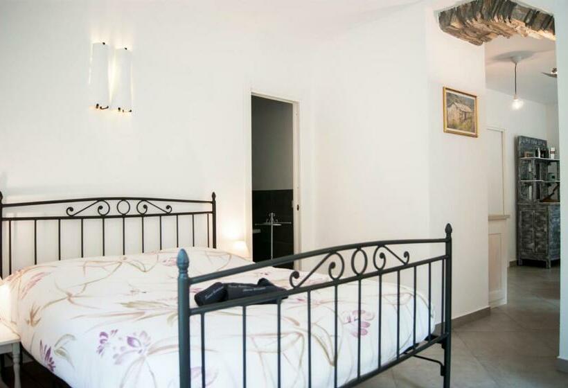 스탠다드 룸 가든 전망, Secret Gardens