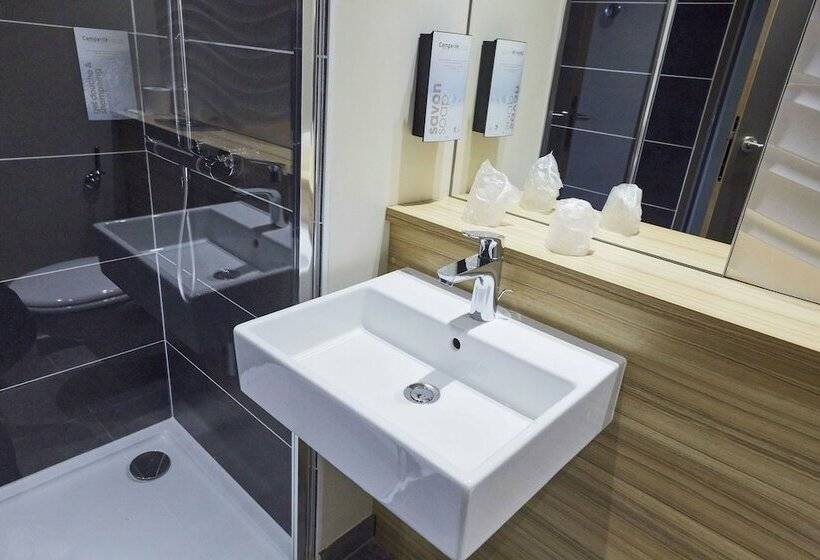 غرفة قياسية, Campanile Paris Sud Saclay  Gif Sur Yvette