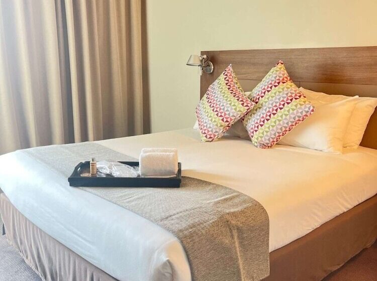 غرفة سوبيريور, Campanile Paris Sud Saclay  Gif Sur Yvette