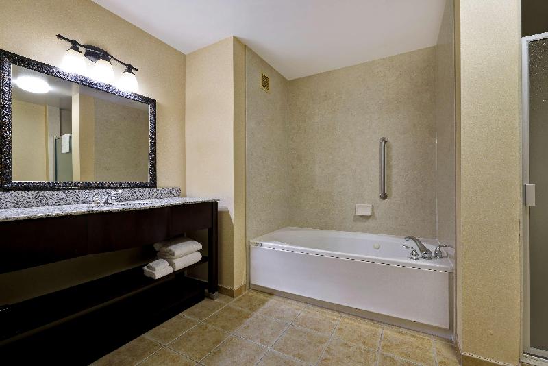 اتاق استاندارد, Centennial Nexus Hotel Tallinn