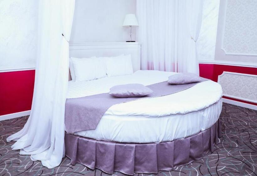 스탠다드 자쿠지 룸, Central Hotel Yerevan