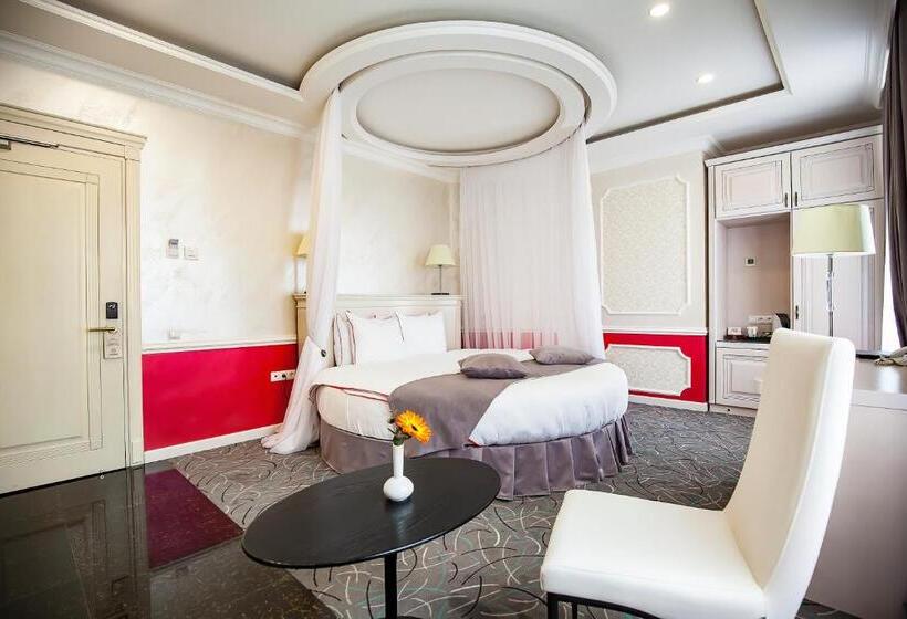 스탠다드 자쿠지 룸, Central Hotel Yerevan