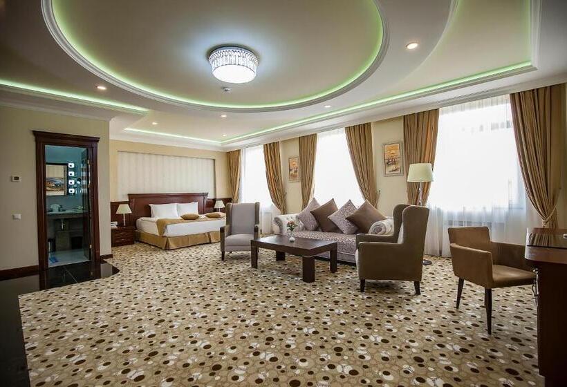 스위트 킹사이즈 침대, Central Hotel Yerevan