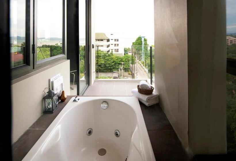 바다 전망 스위트, Cross Vibe Pattaya Seaphere   Formerly X2 Vibe Pattaya Seaphere