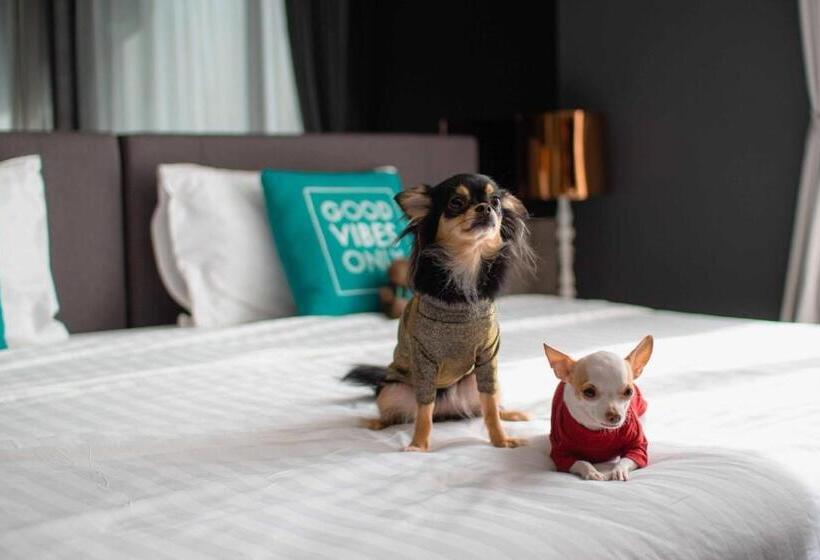 Люкс, Cross Vibe Pattaya Seaphere Formerly X2 Vibe Pattaya Seaphere