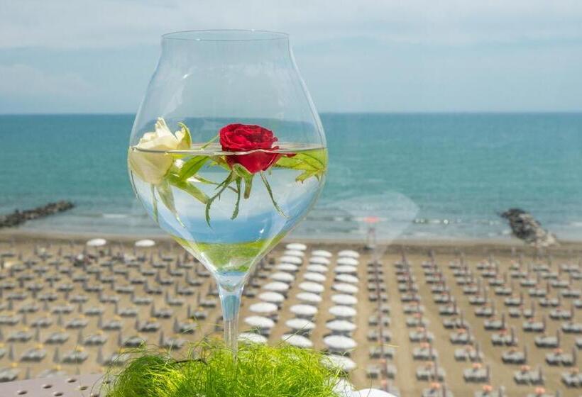 Deluxe Suite Sea View, Elite