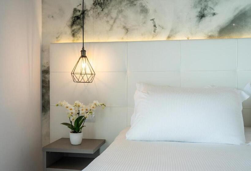 Deluxe Suite Sea View, Elite