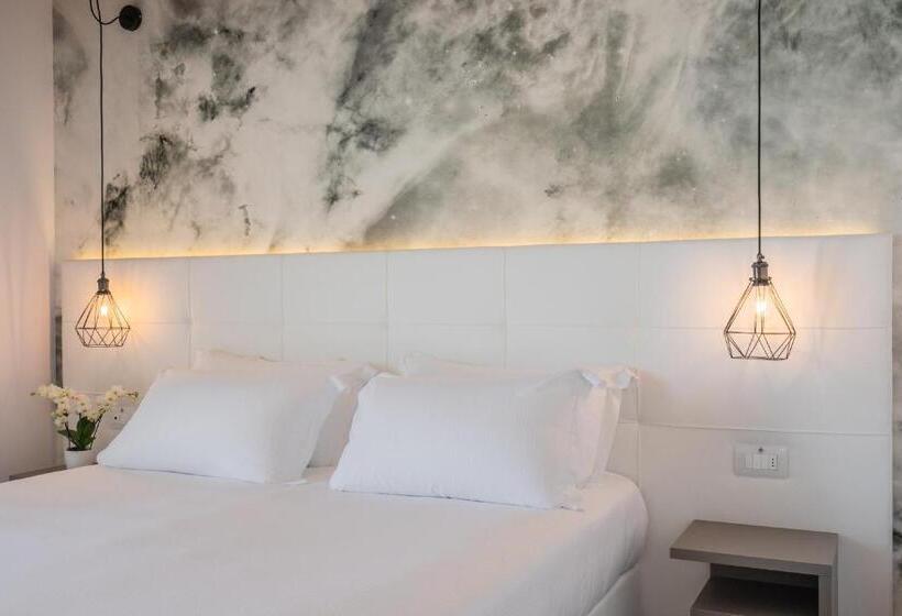 Deluxe Suite Sea View, Elite