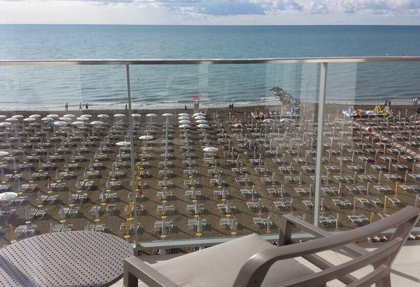 Deluxe Suite Sea View, Elite