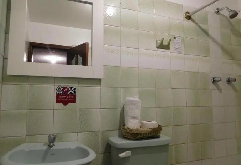 اتاق استاندارد, Hostal Alborada Riobamba