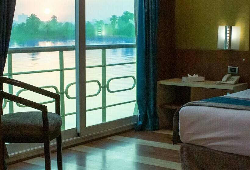 اتاق استاندارد با چشم‌انداز, Nile View Jewel