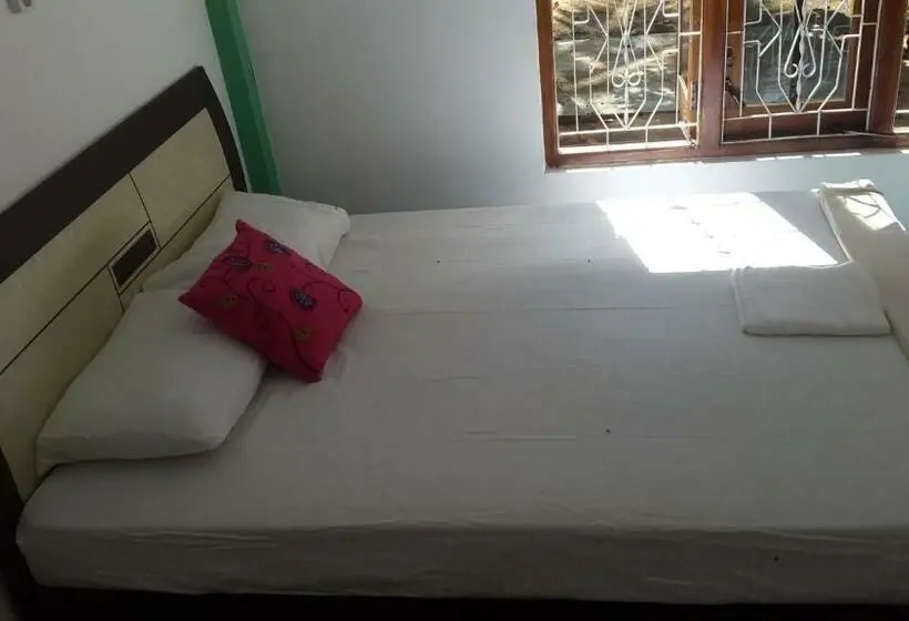 Deluxe-huone, Priyanna Guest, Forest View