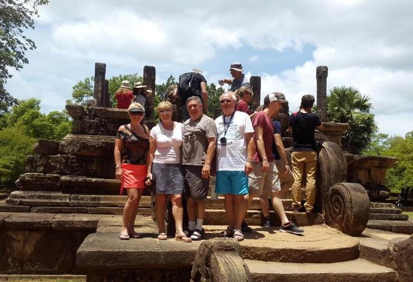 经济房, Priyanna Guest, Forest View