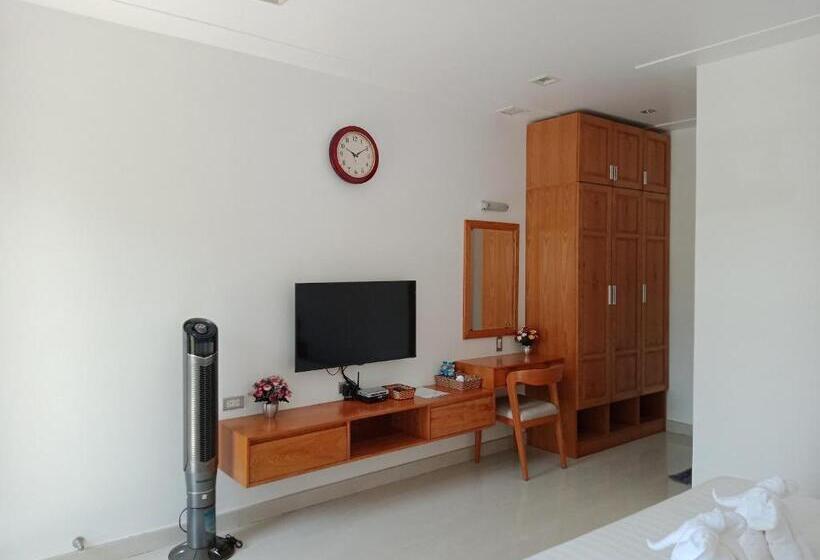 اتاق استاندارد با چشمانداز دریاچه, Qli