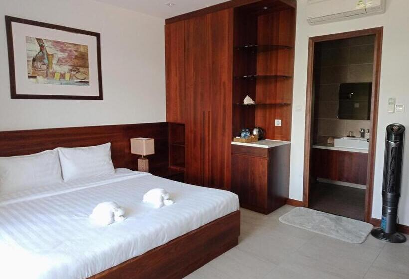 اتاق لوکس, Qli