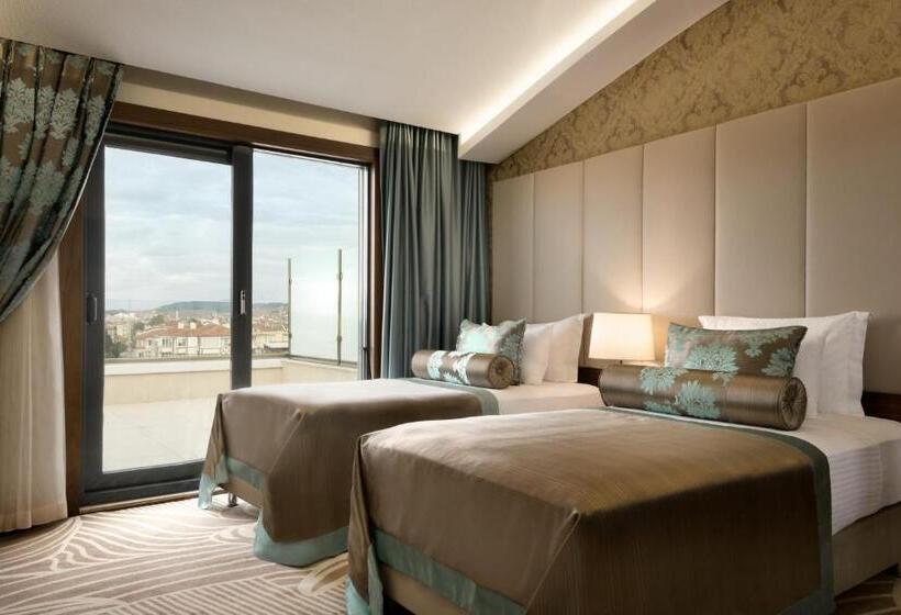 سوییت خانوادگی, Ramada By Wyndham Yalova