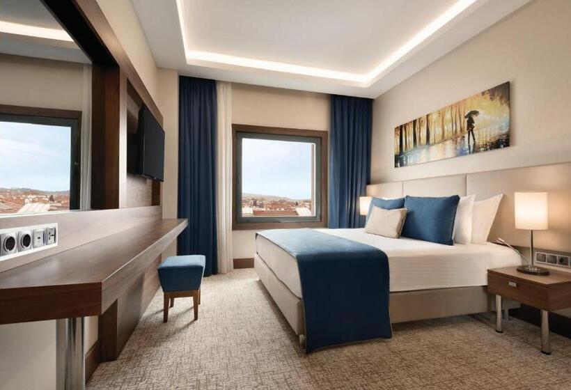 اتاق استاندارد, Ramada By Wyndham Yalova