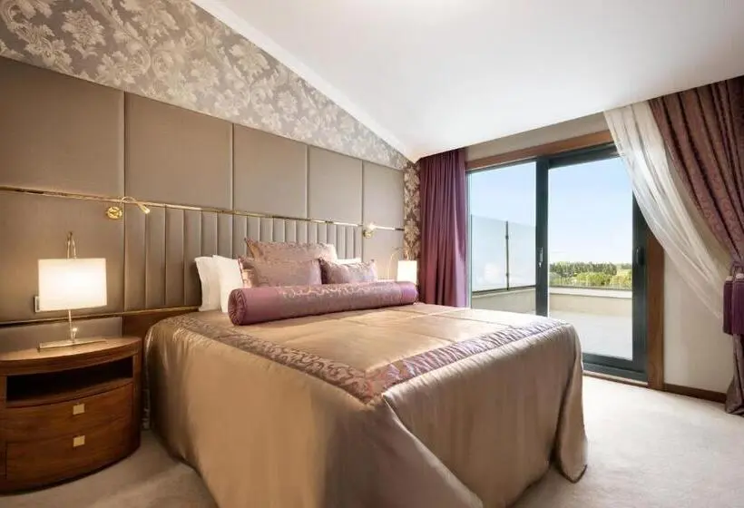 سوئیت پرزیدنت, Ramada By Wyndham Yalova