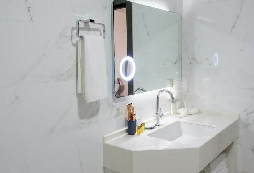 سوییت, The One Hotel Astana