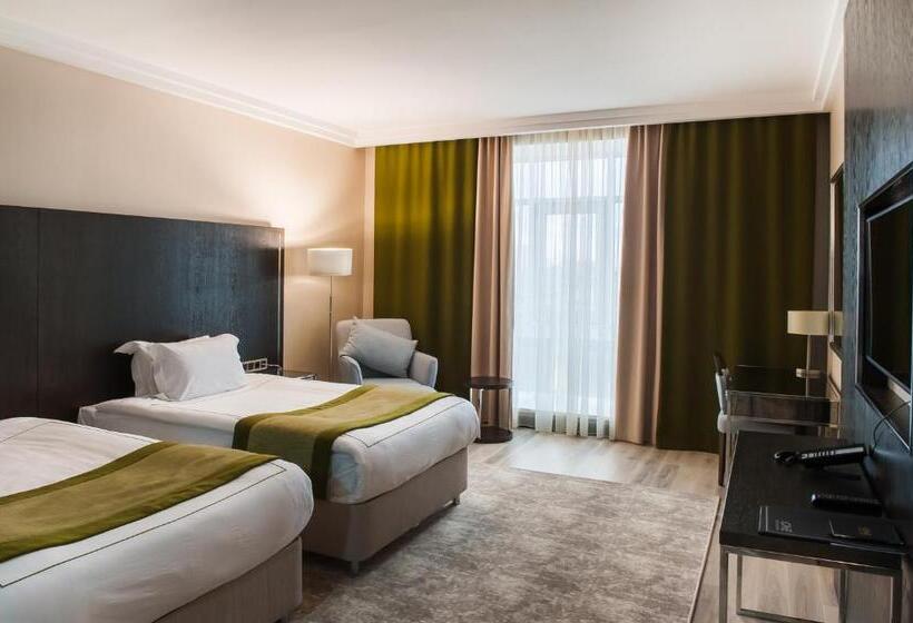 اتاق استاندارد با 2 تخت دوبل, The One Hotel Astana