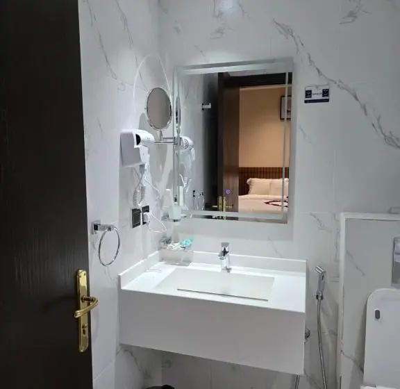 Deluxe-studio, فندق الريان الفضي Alrayan Alfadi