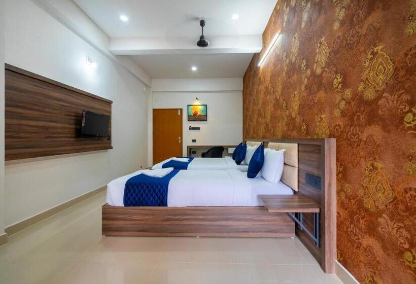 غرفة سوبيريور ثلاثية, Amala Arcade Ac Rooms